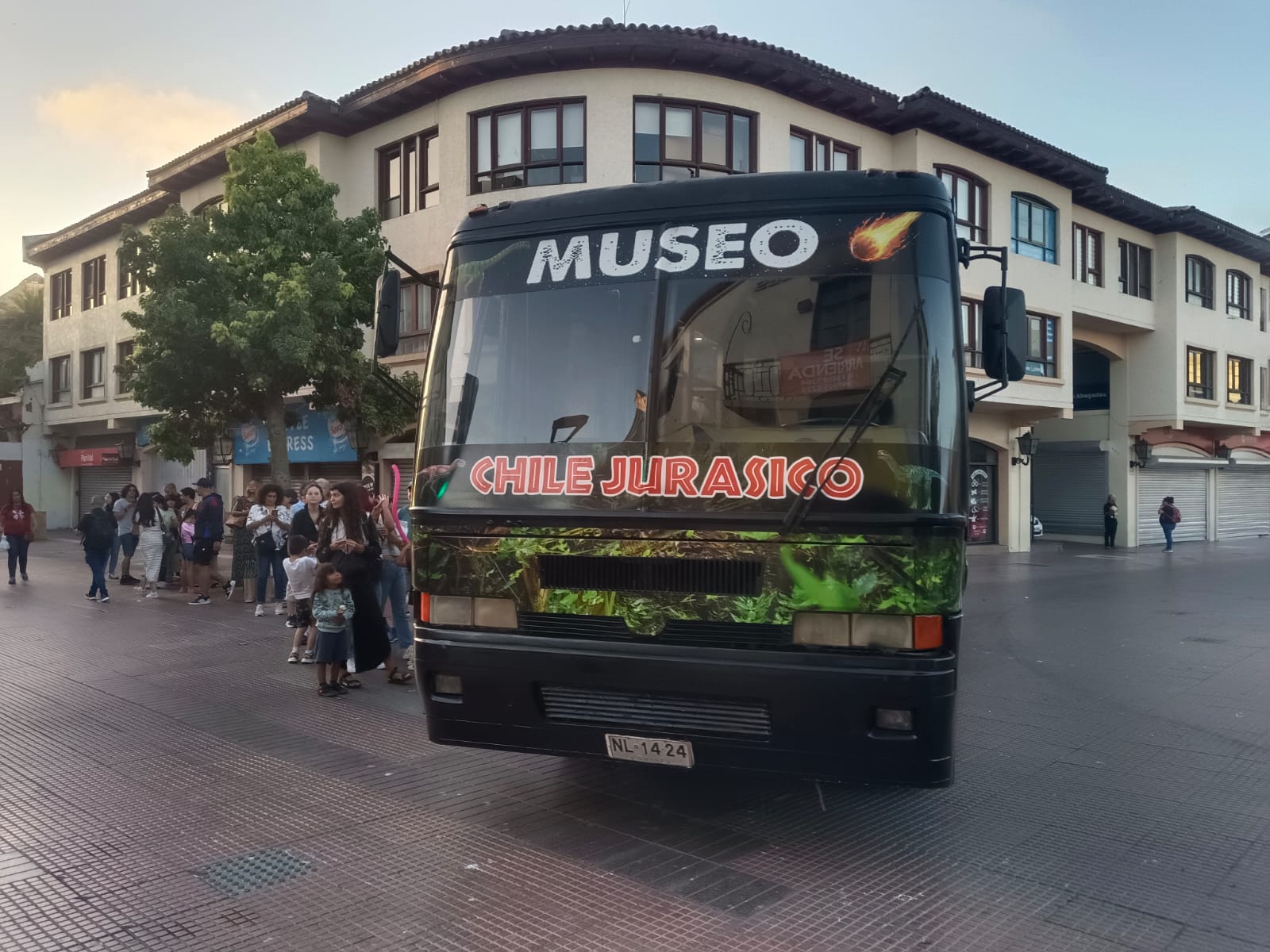Bus museo en la ciudad